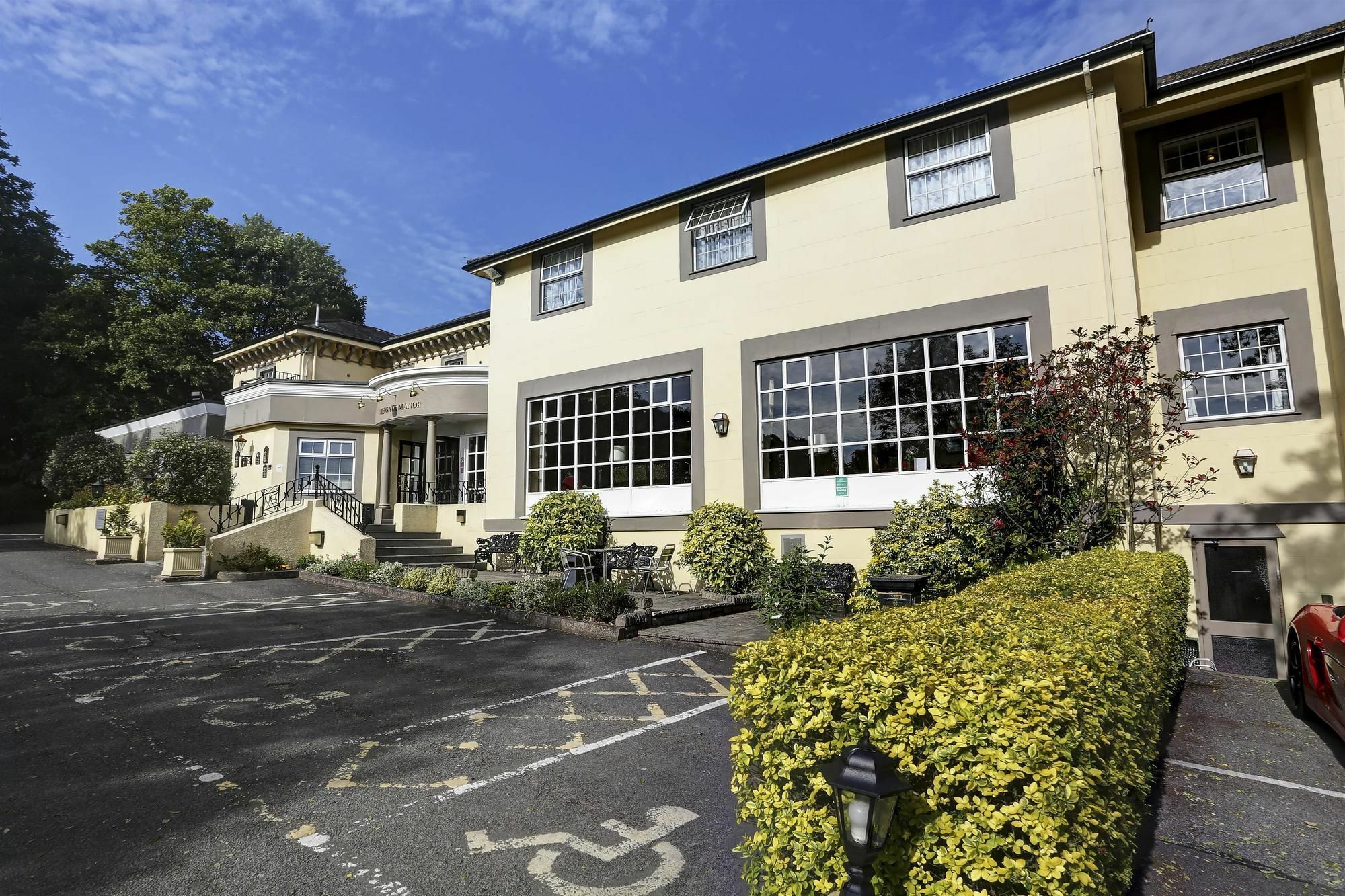 Reigate Manor Hotel Exterior foto